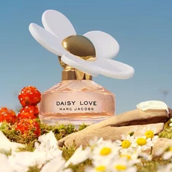 Marc Jacobs Daisy Love Eau de Toilette Travel Spray 10ml - New - Picture 17 of 17